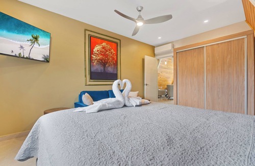 Potrero Hotel | Modern 2 Bedroom A-Frame w/Loft - Wi-Fi, A/C, Kitchen, Near Beach, Gameroom