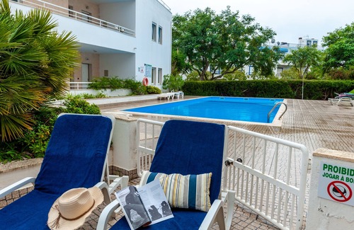 Santa Luzia Wohnung | Moderne 2-Zimmer-Wohnung mit Pool in Strandnähe