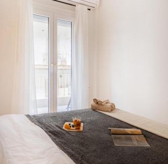 Thessaloniki City Centre Wohnung | Modern 2BR Apt with Balcony, Central Thessaloniki