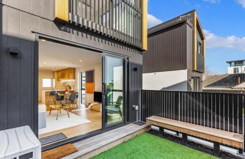 Mission Bay Wohnung | Modern 2BR Townhouse in Mission Bay I Zodiak Stays