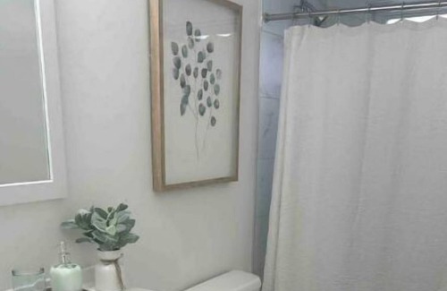 Hillside Haus | Modern 3bd/2ba 8 mins from EWR