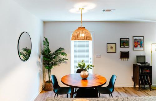 Tuscaloosa Haus | Modern 3br Cottage- Mins To Ua, King Bed, Fire Pit