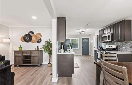 Westchester Haus | Modern 3BR Home w/ Huge Backyard | LCP Collection