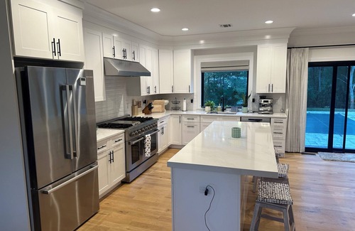 Mattituck Haus | Modern 4Bedroom Farmhouse w/ Heated Saltwater Pool in Mattituck close to beaches