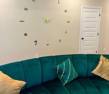 Sandtown Haus | ~Modern 5 bedrooms Luxury home ~