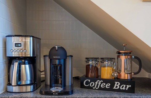 Powers Lake Kabine | Modern A-Frame Lake Cabin w/ Pickleball Ct.4Bd 3Ba