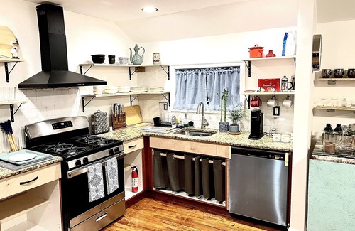 Queens Wohnung | Modern and newly renovated space close to Manhattan and Long Island.