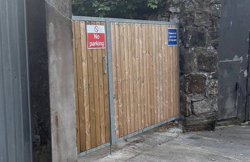 Oldcastle Wohnung | Modern and secure 1-bedroom apartment in Oldcastle - Sleeps 2 -4 people