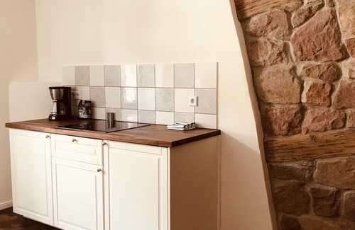 Rhodt unter Rietburg Wohnung | Modern apartment in a renovated 18th century historic landmark