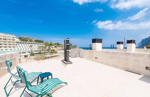 Cala San Vicente Wohnung | Moderne Ferienwohnung am Strand von Cala Sant Vicenç, Klimaanlage und WLAN