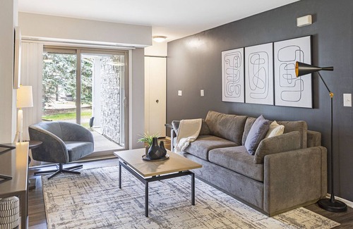 Thurston Wohnung | Modern Apartment in Prime Location (ID9939X41)