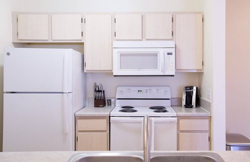 Holland Wohnung | Modern Apartment in Prime Location (ID7986X22)