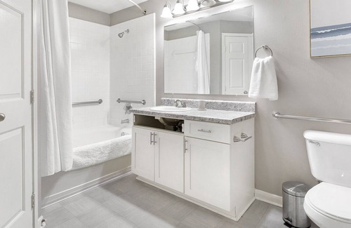 Southwind Wohnung | Modern Apartment in Prime Location (ID7904X41)