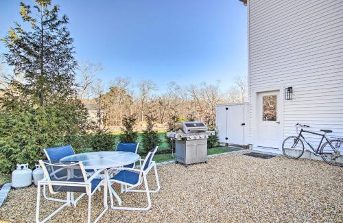 Lagoon Heights Wohnung | Modern Apt Near Marthas Vineyard Beaches!