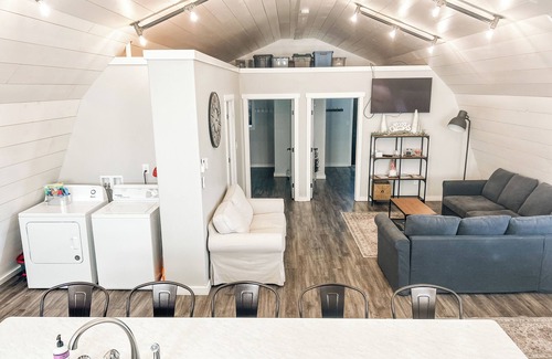 Millersburg Wohnung | Modern Barn Stay near Berlin-in Amish Country