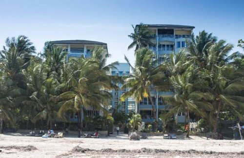 Bamburi Wohnung | Modern Beach Front Studio Apartment - B44