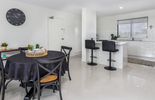 Woorim Haus | Modern Beachside Escape