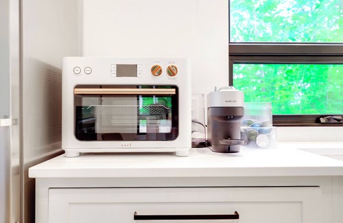 Mancelona Kabine | Modern Bellaire Cabin < 5 Mi to Lake & Slopes!