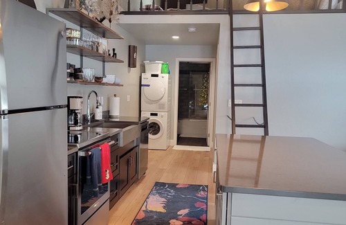 Florence Wohnung | Modern, but cozy apartment with spectacular views of the Bitterroot mountains