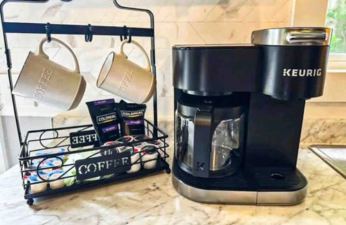 Madison Haus | Modern Casita w/Outdoor Tub- Unit B