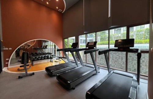 Bang Lamphu Lang Wohnung | Modern Condo Near Icon Siam & BTS Krung Thonburi