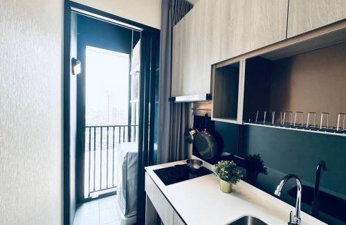 Phra Khanong Nuea Wohnung | Modern condo nr BTS ONNUT WIFI