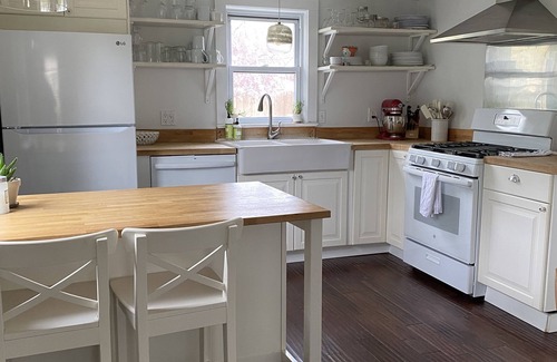 Mattituck Hütte | Modernes und helles Bauernhaus, nur wenige Schritte von der Love Lane entfernt * Fragen Sie nach Sonderangeboten und monatlichen Raten