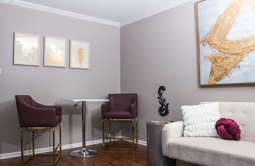 Tougaloo Eigentumswohnung | Modern Designer Condo Near I55 w/Balcony