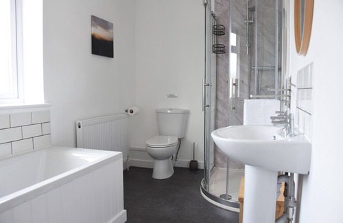 Llanyre Haus | Luxuriöse, stilvolle und gemütliche freistehende Immobilie