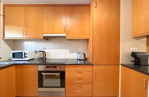 Telheiro Wohnung | Modern flat in gated complex with pool