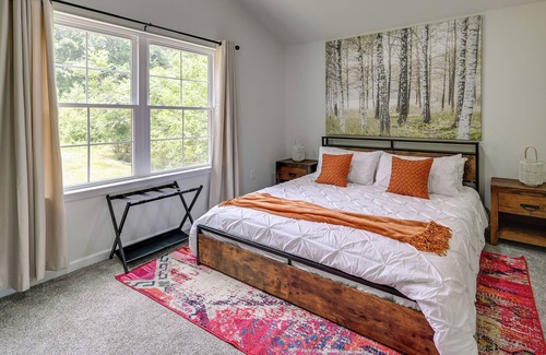 Greensboro Haus | Modern Greensboro Getaway w/ Fire Pit!