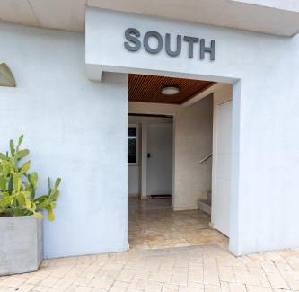 Shaba Wohnung | Modern Ground Level, 4 BR condo