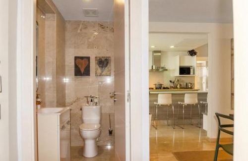 Shaba Wohnung | Modern Ground Level, 4 BR condo
