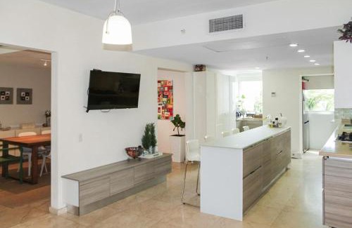 Shaba Wohnung | Modern Ground Level, 4 BR condo