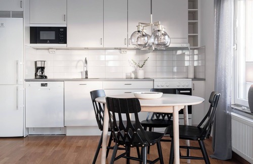 Pitea Wohnung | Modern Harbor View Apt in Piteå