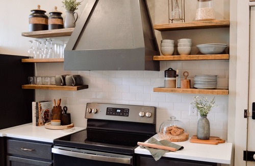 Council Grove Wohnung | Modern, Historic Loft Overlooking Downtown