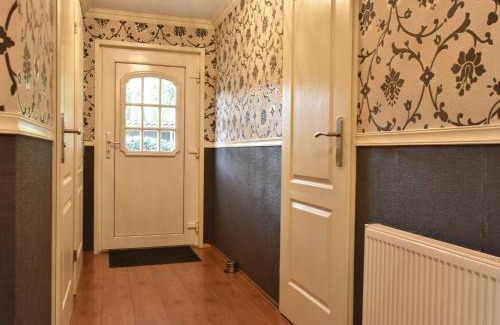 Kaatsheuvel Haus | Modern Holiday Home in Kaatsheuvel with bubble bath