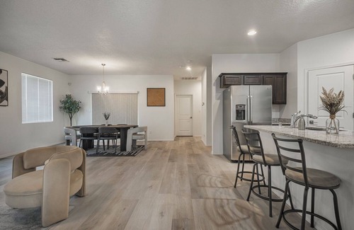 Mesa Del Sol Innovation Park Haus | Modern Home w/3BR Next to Airport & Netflix