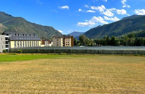 Esterri D'Aneu Wohnung | Modern i familiar apartament a Esterri d'Àneu by RURAL D'ÀNEU