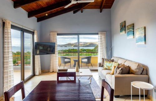 Playa Flamingo Haus | Modern, Immaculate Unit in Flamingo with Spectacular Ocean Views