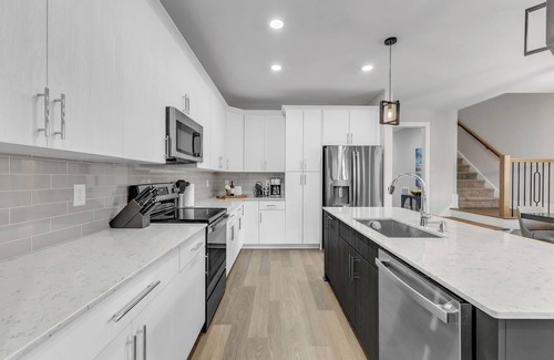 Raleigh Haus | Modern Luxury & Prime Location-New Townhome in North Hills