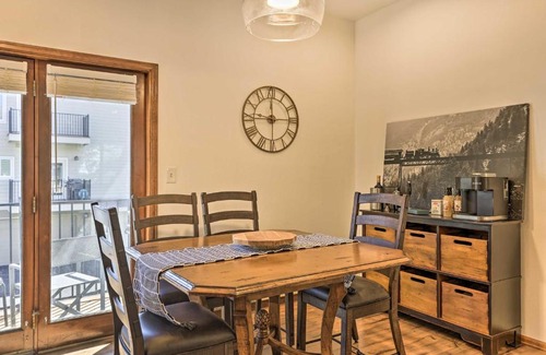 Eagle-Vail Haus | Modern Mountain-View Townhome about 4 Mi to Slopes