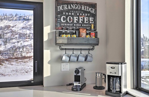 Cle Elum Haus | Modern Mountaintop Durango Ridge Retreat - Hot Tub