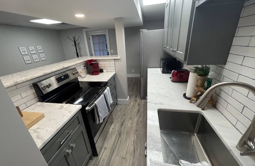 Dalton Wohnung | Modern, no street noise, central location!