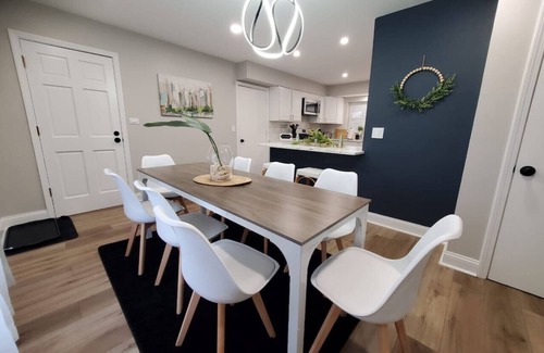 Fox Valley Haus | Modern Oasis in Glen Ellyn