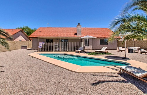 Alta Mesa Community Association Haus | NEW! Modern Mesa Oasis w/ Gas Grill & Fire Pit!