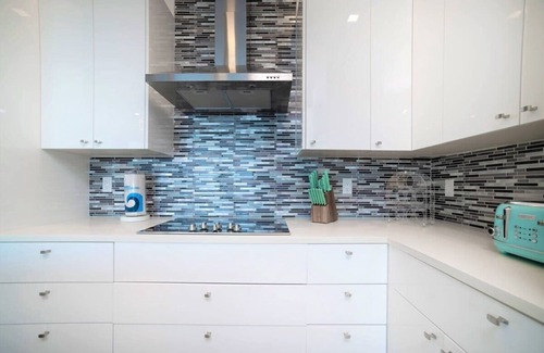 Northwest Point Eigentumswohnung | Modern Oceanfront 1 Bdr Condo /w Pool + Diving