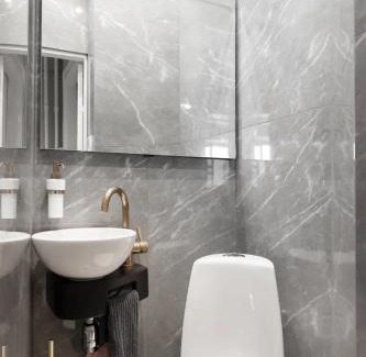 Gallnoby Wohnung | Modern och ljus lägenhet