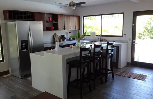 Parrita Villa | Exklusive Strand-Villa am Palo Seco Beach mit eigenem Pool.