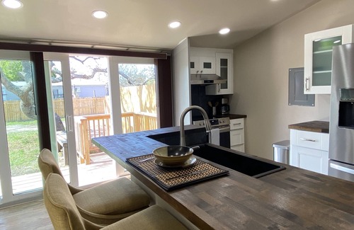 Cocoa Haus | Modern Ranch Studio With a Beautiful Round Porch